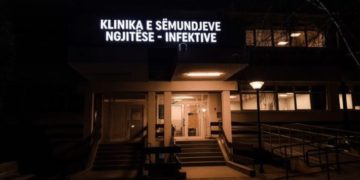 77 vjeçari me coronavirus hyri në Kosovë më 5 mars nga Italia