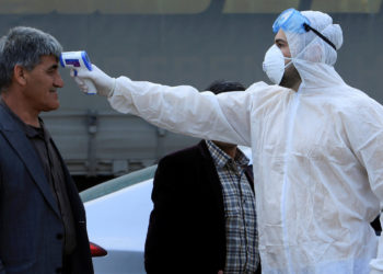 Mitet rreth Koronavirusit, a ikë me ardhjen e pranverës dhe a është hudhra ilaqi kundër tij?