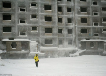 Qyteti më verior në botë, ku temperatura shkon në -55°C dhe nata zgjatë dy muaj të plotë