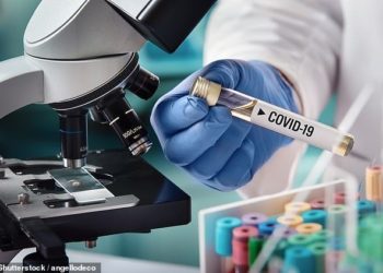 Kompania e duhanit thotë se ka gjetur vaksinën kundër koronavirusit, kërkon ndihmën e shtetit