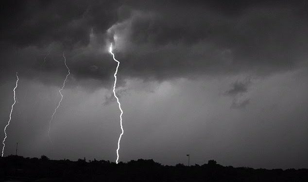 Kjo konsiderohet rrufeja më e fuqishme që ka goditur ndonjëherë tokën