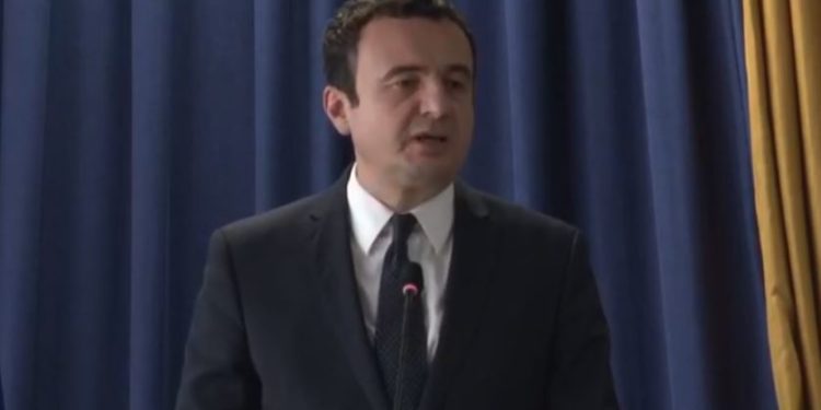 Nga e hëna nis faza e dytë e lehtësimit të masave, qytetarëve u lejohet 1 orë më shumë lëvizje