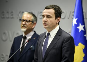 Qeveria merr vendim: Hapen kafiteritë, qendrat tregtare, çerdhet e kufijtë