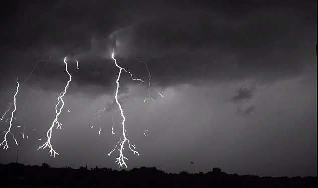 Kjo konsiderohet rrufeja më e fuqishme që ka goditur ndonjëherë tokën