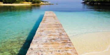 Nga 1 qershori hapen plazhet në Shqipëri