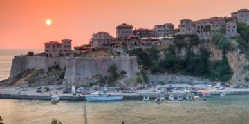 Ulqini paralajmëron sezonin turistik pas kalimit të pandemisë