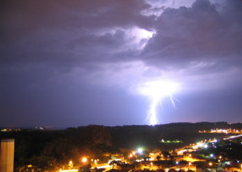 Edhe sot pritet zhvillim i stuhive me me bubullima në disa pjesë të Kosovës