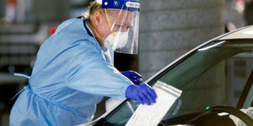 Studimi shpresdhënës, shkencëtarët: Virusi Covid-19 po ligështohet