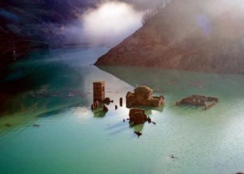 Fshati që është nën ujë që nga viti 1994 mund të shfaqet përsëri