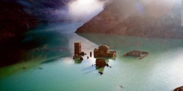 Fshati që është nën ujë që nga viti 1994 mund të shfaqet përsëri