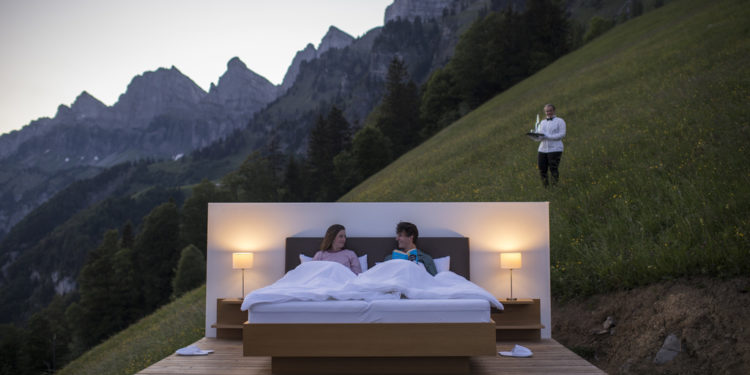 Hoteli në Zvicër, ku mund të fleni në natyrë, pa mure e tavan