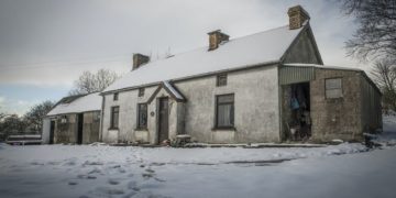 Shtëpia që ka mbetur një shekull mbrapa