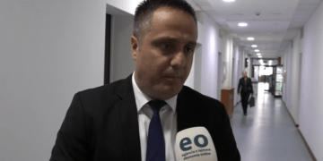 Zv/kryeministri Selmanaj paralajmëron gjendje të jashtëzakonshme nëse nuk ulet numri i rasteve