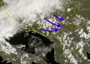 Afrohet fronti i ftohtë ajror, pasdite vonë ulje të temperaturave dhe reshje lokale shiu!