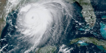 “Premton” “shkatërrim historik”, uragani Laura mbërrin në SHBA