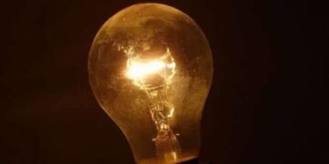 Nesër, shumica e lagjeve të Prishtinës nuk do të kenë rrymë 12 orë