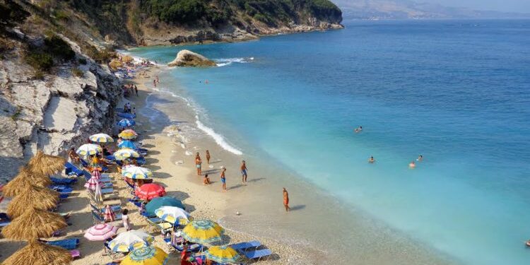 Plazhet e ëndrrave në Sarandë