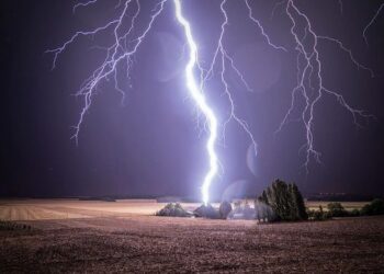 Vdes një person nga Kamenica pasi e goditi rrufeja