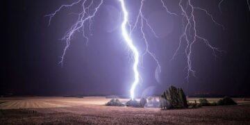 Vdes një person nga Kamenica pasi e goditi rrufeja