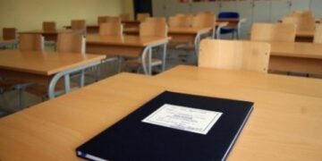 Shtyhet fillimi i vitit të ri shkollor