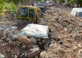 “Varrezat e makinave” – pamje apokaliptike pas uraganit në Greqi