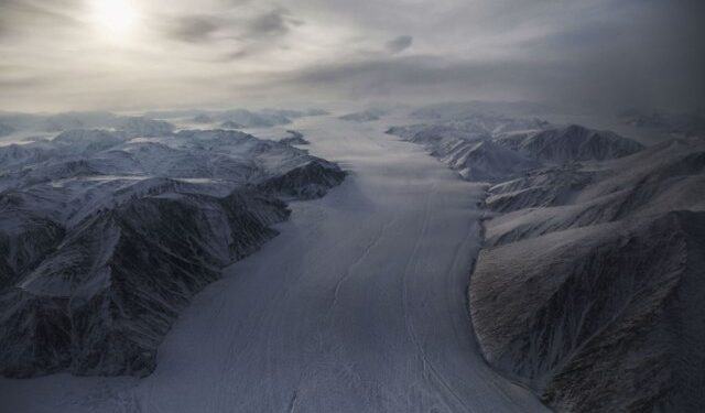 Nasa publikon videon shqetësuese, çka po ndodh momentalisht në Arktik