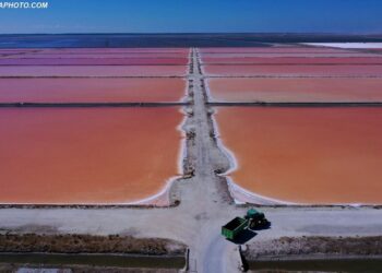 Pamjet magjepsëse, kriporja dhe ‘liqeni’ rozë në Nartë
