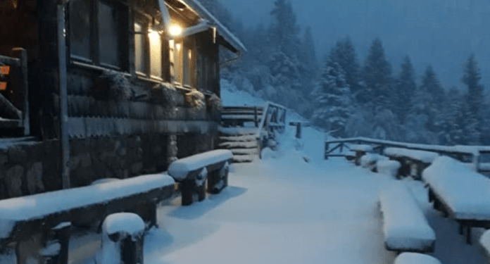 Borë në malet e Kroacisë dhe Sllovenisë