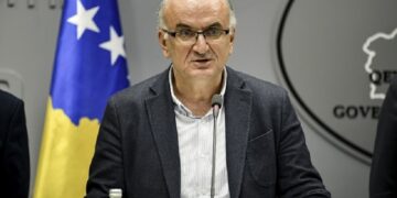 Ramadani: Vala e dytë e koronavirusit pritet të jetë në tetor, Kosova e gatshme ta përballojë