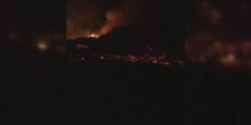 Zjarri në Zvërnec, evakuohen disa familje gjatë natës nga banesat