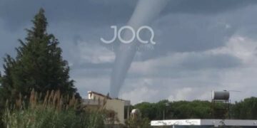 Tromba ose tornado ujore në Adriatik, shumë afër Durrësit dhe Velipojës!