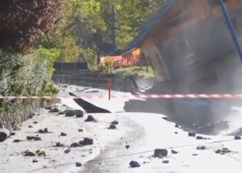 Skena dramatike në Itali dhe Francë: Shtëpitë i merr uji, regjistrohen të vdekur dhe të zhdukur