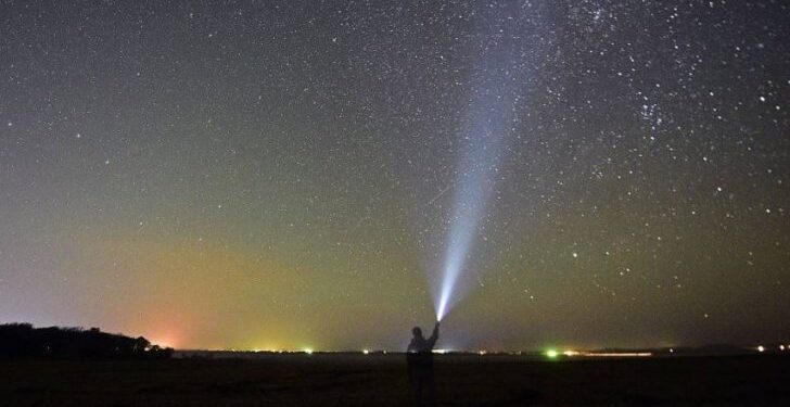 Fenomeni spektakolar, shiu meteorëve Orionid arrin kulmin natën e sotme