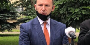 Ministri Zemaj: Në karantinë mund të kthehemi nëse e humbim kontrollin