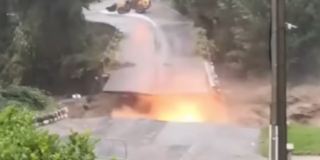 Pamje nga reshjet e mëdha të shiut në Francë, raportohet për nëntë të zhdukur