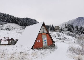 Pamje të bukura nga Brezovica e mbuluar nga bora
