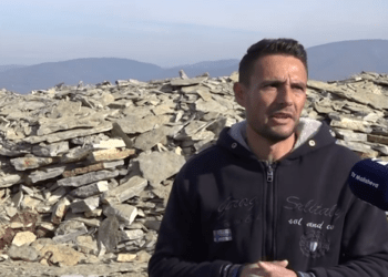 Ka kryer studimet master, por kosovari se pati asnjë mundësi- punon punëtor krahu