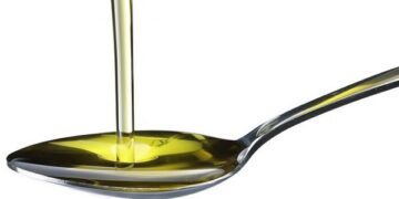 E gjithë masa e koronavirusit që infektoi 53 milionë njerëz peshon sa një lugë çaji