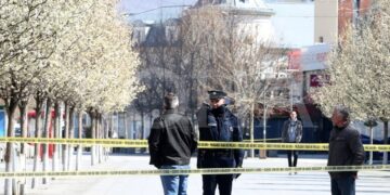 Shtatë komuna në karantinë, orë policore prej së premtes!