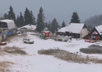 Bora mbulon Brezovicën