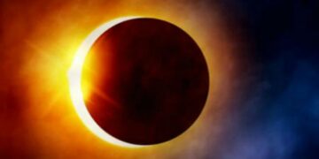 Banorët ishin duke shikuar eklipsin e diellit kur papritur një tërmet i fuqishëm godet qytetin