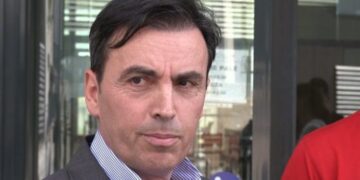 Infektologu kosovar: Pas disa muajve i kthehemi jetës normale