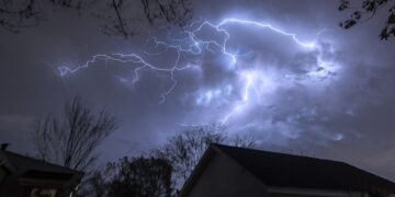 Sonte reshje shiu, vende-vende intensive dhe me bubullimë!