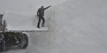 5 metra borë në provincën lindore të Turqisë