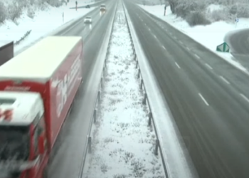 Rrugë të bllokuara, orteqe dhe viktima, Evropa e mbuluar nga bora