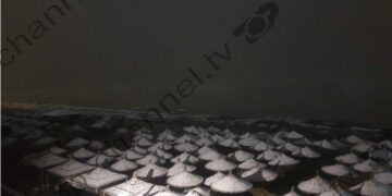 Pamjet e veçanta nga Durrësi: Plazhi zbardhet i tëri