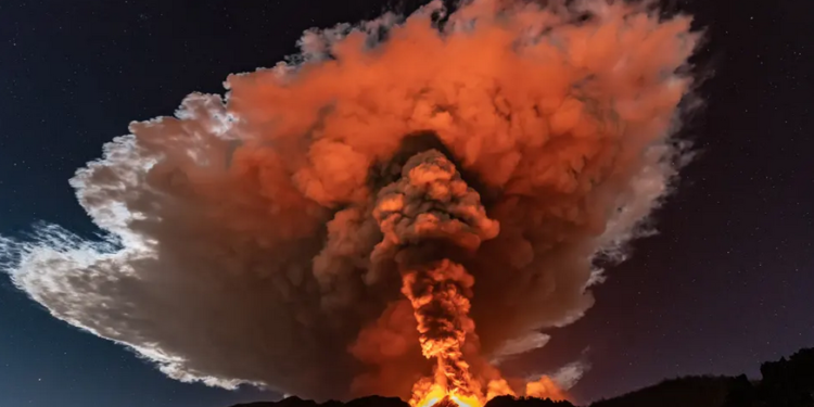 Spektakël i tillë nuk mbahet mend gjatë, shikoni pamjet e fundit të shpërthimit të Etnës
