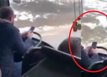 Kosovari e drejton autobusin me bërryl derisa shkruan në telefon, rrezikon sigurinë në komunikacion