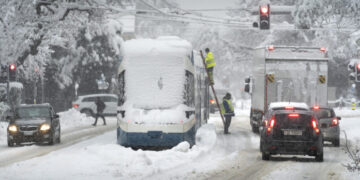 Bora bllokon Gjermaninë, edhe Anglia përgatitet për “Bishën e Dytë nga Lindja”