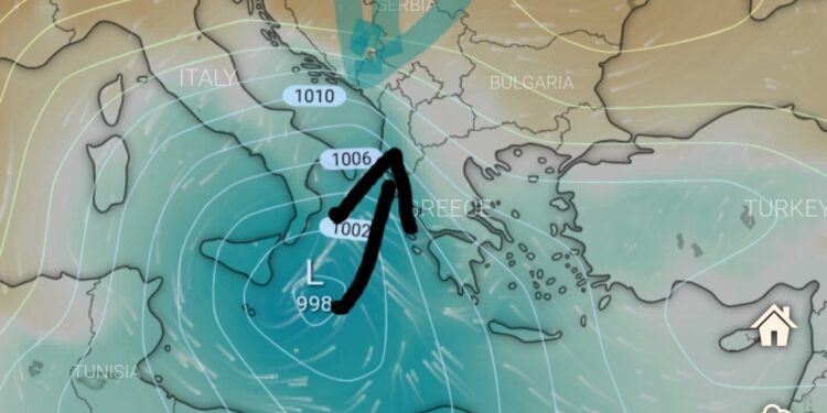 Cikloni përfshin jugun e Italisë, në mbrëmje drejt Shqipërisë!